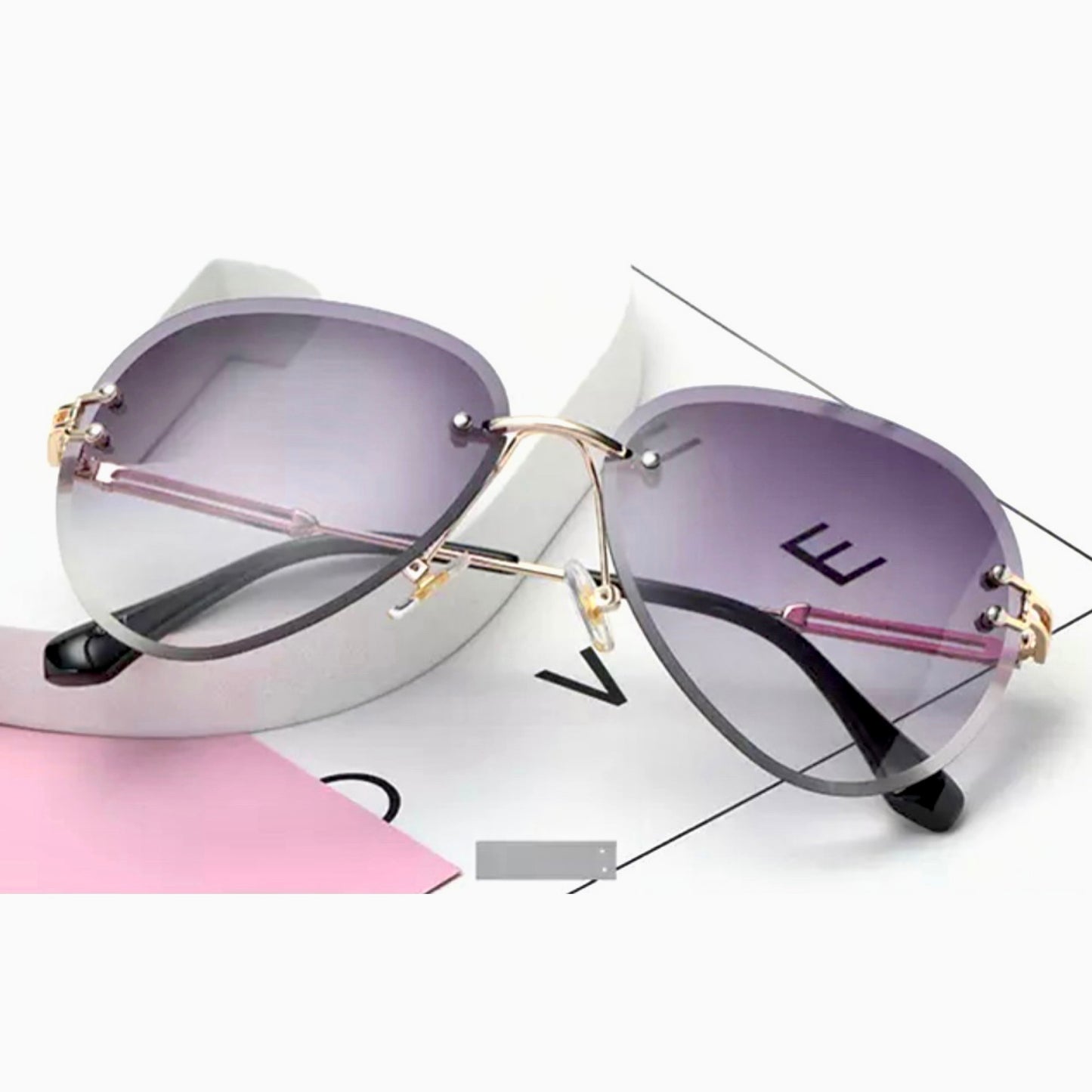 RIMLESS AVIATORS
